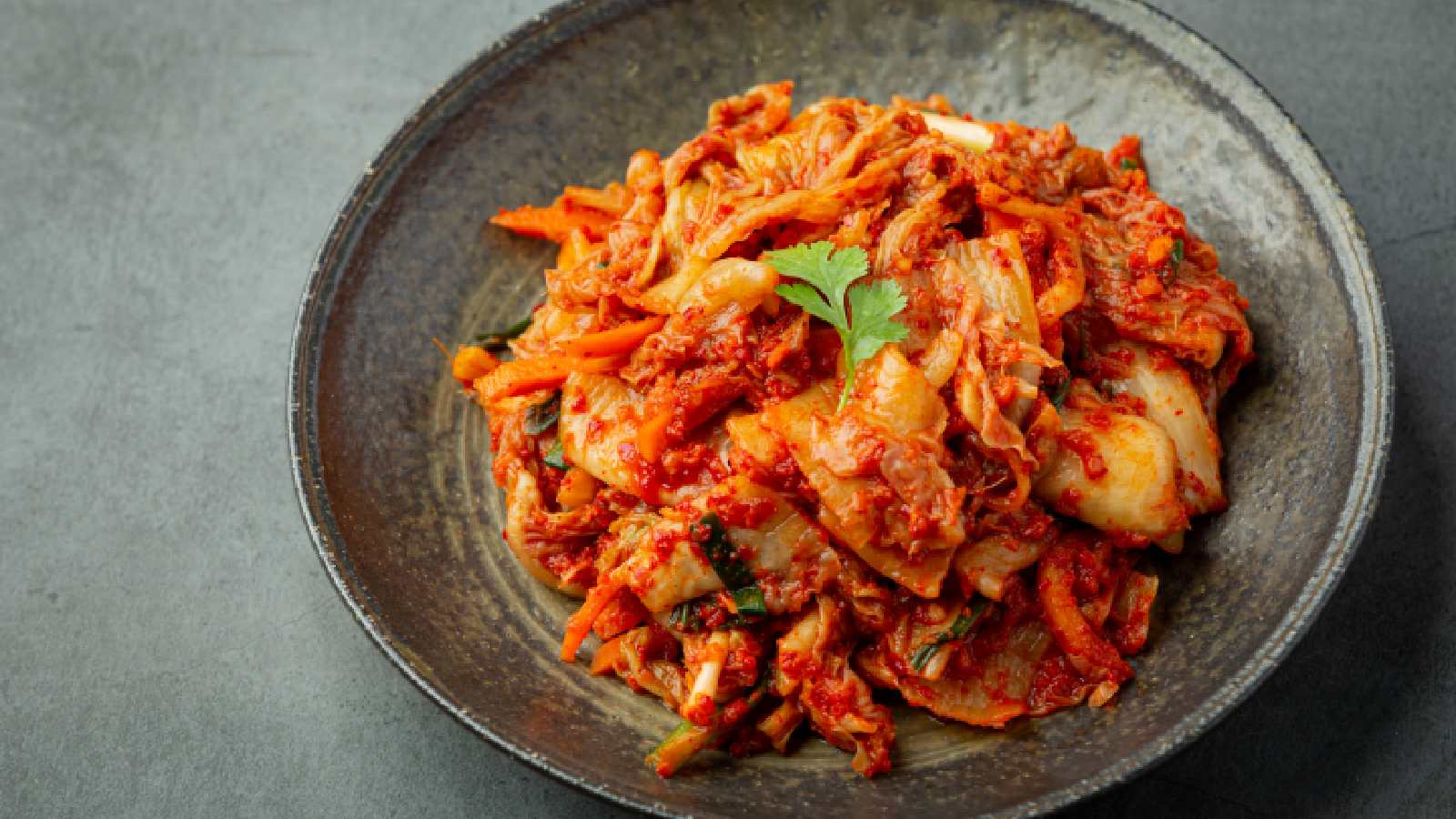 Kimchi: Benefits and side effects