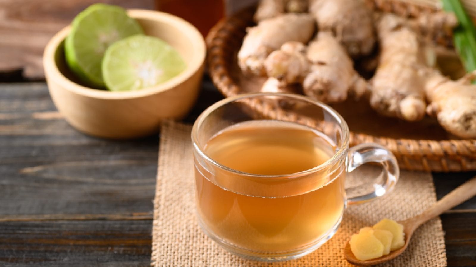 Know the benefits of consuming ginger juice on an empty stomach